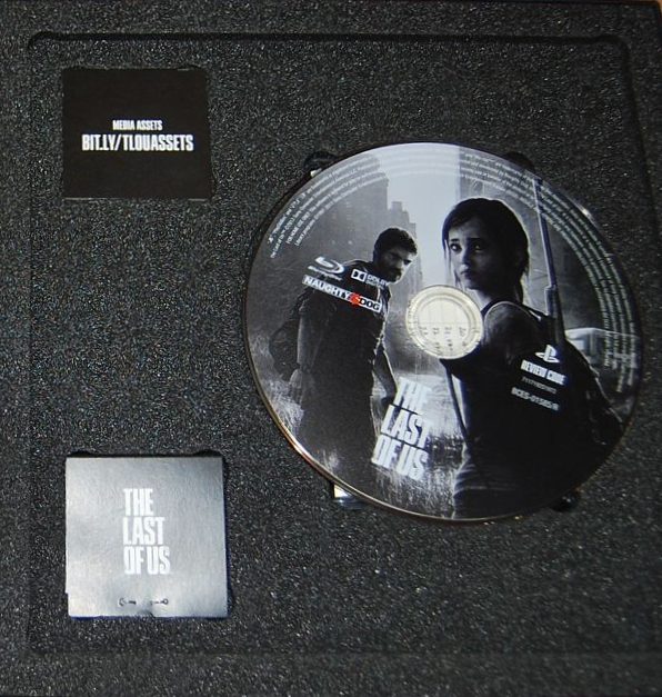 Contents inside box (except art booklet) Contents inside box (except art booklet)